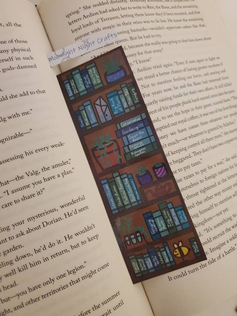 Botanist Bookmark, Gardening Bookshelf, Pantlife, Herbs, Bees